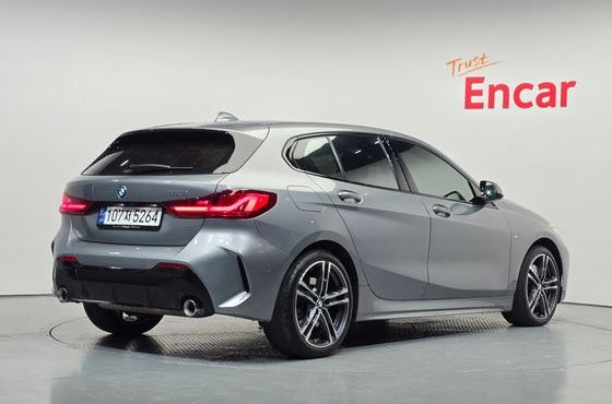 BMW 1-Series 120i M Sports — пробег 42 798 км — фото 2 из 5