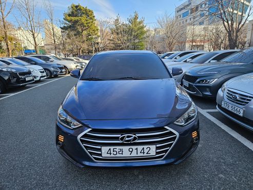 Hyundai AVANTE 1.6 GDI Value Plus — пробег 101 000 км — фото 2 из 5