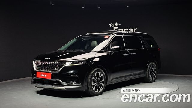 Kia Carnival 9-Seater Signature — пробег 137 662 км — фото 1 из 5