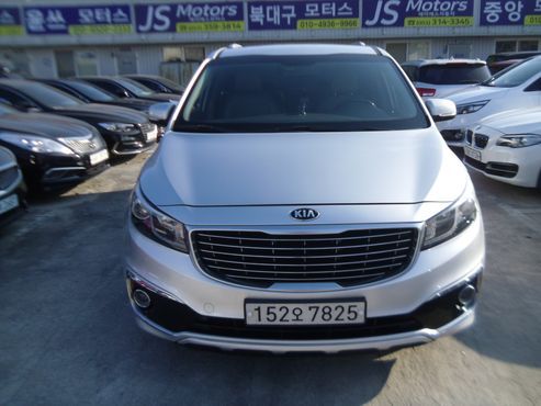 Kia Carnival 9-seater Luxury — пробег 252 527 км — фото 1 из 5