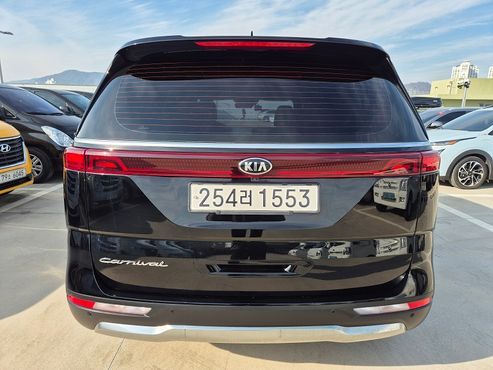 Kia Carnival 9-Seater Noblesse — пробег 90 678 км — фото 3 из 5