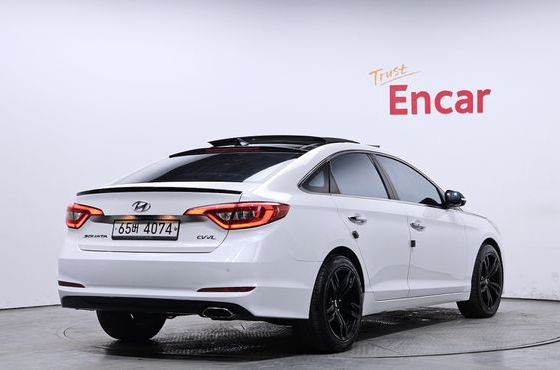 Hyundai Sonata 2.0 Smart — пробег 140 221 км — фото 2 из 5