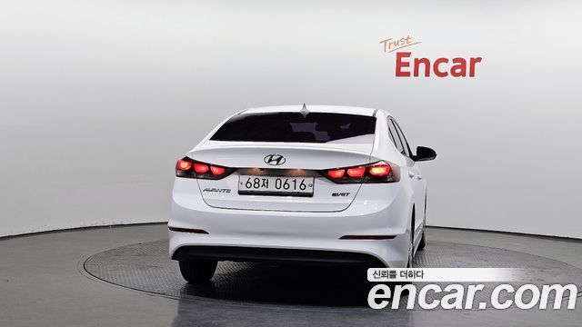 Hyundai AVANTE из Кореи Encar