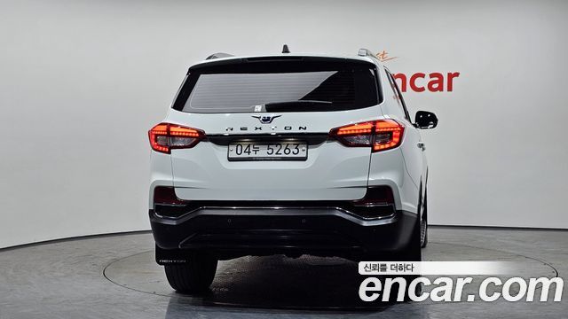 Ssangyong Rexton из Кореи Encar