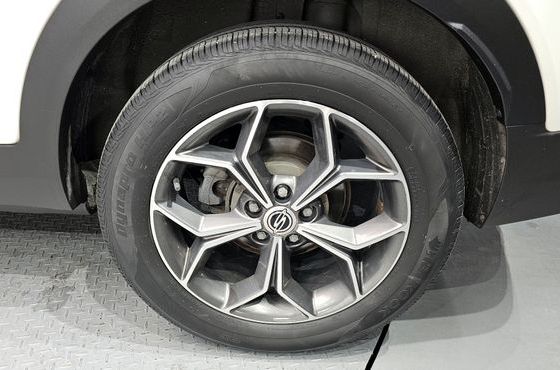 Ssangyong KORANDO Gasoline 1.5 2WD C5 Plus — пробег 74 493 км — фото 5 из 5