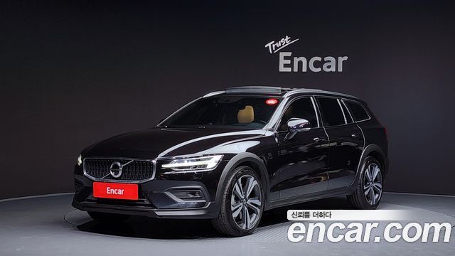 Volvo V60 из Кореи Encar