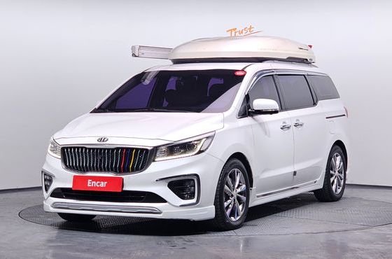 Kia Carnival 9-Seater Noblesse Special — пробег 89 310 км — фото 1 из 5