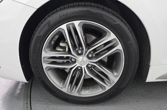 Hyundai Grandeur 2.4 Premium Special — пробег 81 788 км — фото 5 из 5