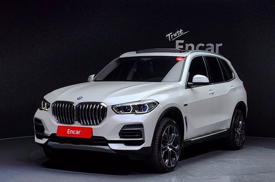 BMW X5 xDrive 45e xLine — пробег 92 341 км — фото 1 из 5