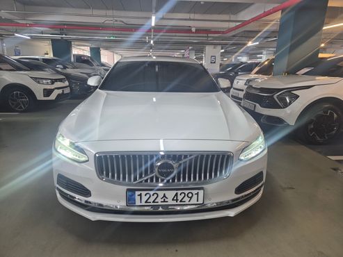 Volvo S90 T8 AWD Inscription — пробег 182 900 км — фото 3 из 5