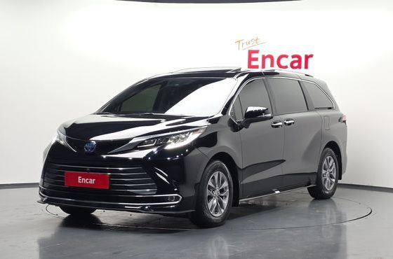 Toyota Sienna 2.5 Hybrid AWD — пробег 41 346 км — фото 1 из 5