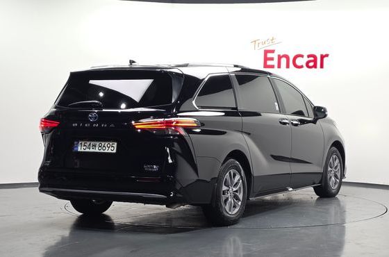 Toyota Sienna 2.5 Hybrid AWD — пробег 41 346 км — фото 2 из 5