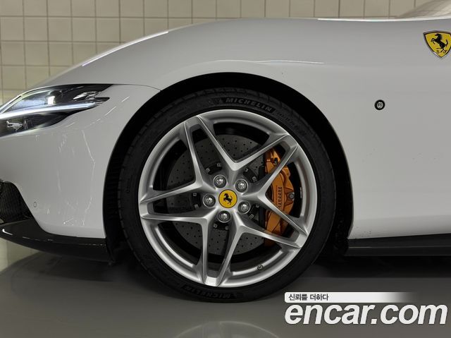 Ferrari Roma 3.9 — пробег 14 800 км — фото 5 из 5