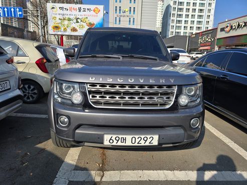Land Rover Discovery 3.0 SDV6 SE — пробег 240 000 км — фото 1 из 5