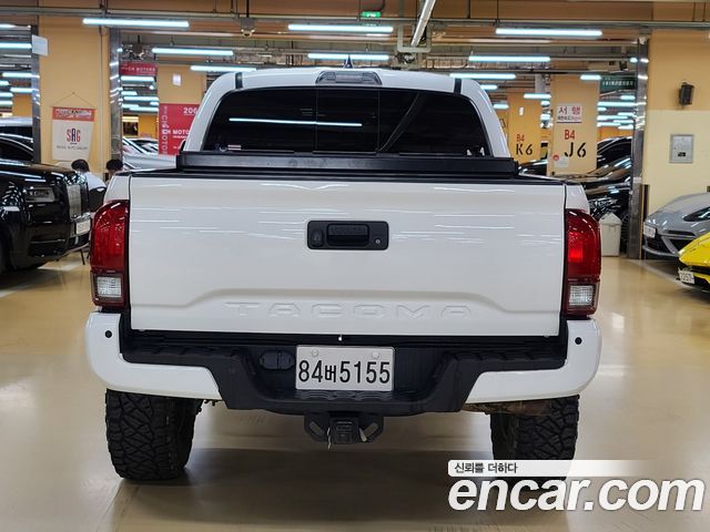 Toyota Tacoma 3.5 — пробег 99 900 км — фото 4 из 5