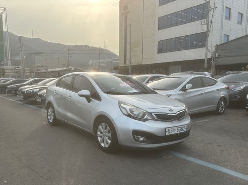 Kia pride 1.4 MPI Sedan Deluxe — пробег 36 286 км — фото 1 из 5