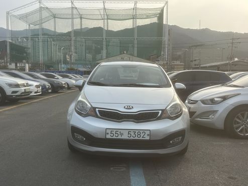 Kia pride 1.4 MPI Sedan Deluxe — пробег 36 286 км — фото 2 из 5