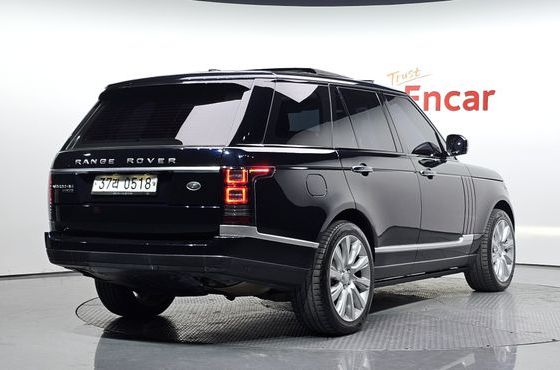 Land Rover Range Rover 4.4 SDV8 Vogue SE DIESEL — пробег 104 217 км — фото 2 из 5