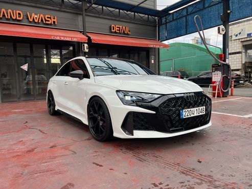 Audi RS3 2.5 TFSI Quattro Carbon Edition — пробег 3 500 км — фото 1 из 5