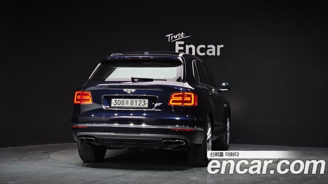 Bentley Bentayga из Кореи Encar