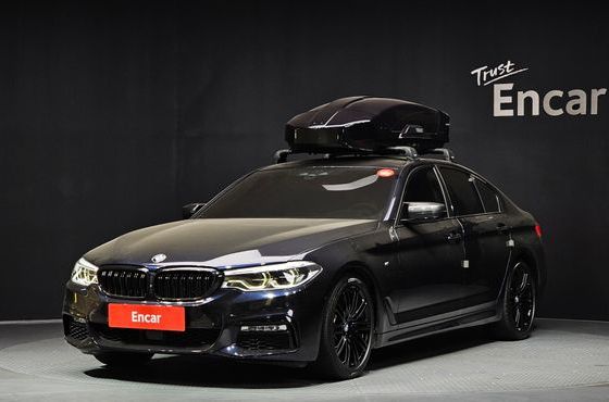 BMW 5-Series 530d M Sport Package — пробег 122 122 км — фото 1 из 5