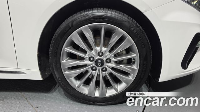 Kia K5 из Кореи Encar