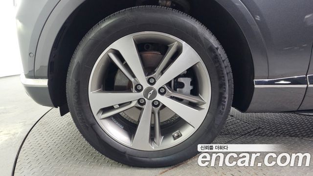 Genesis GV80 из Кореи Encar