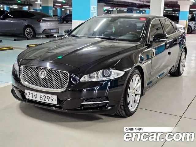 Jaguar XJ 3.0D Premium Luxury LWB X351 — пробег 69 531 км — фото 1 из 5