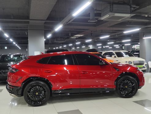 Lamborghini Urus 4.0 V8 SE — пробег 44 км — фото 2 из 5