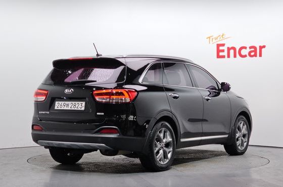 Kia Sorento Diesel 2.0 2WD Prestige — пробег 102 744 км — фото 2 из 5