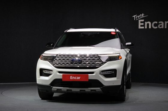 Ford Explorer 2.3 LimIted 4WD — пробег 99 607 км — фото 3 из 5