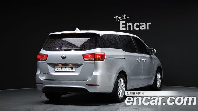 Kia Carnival из Кореи Encar