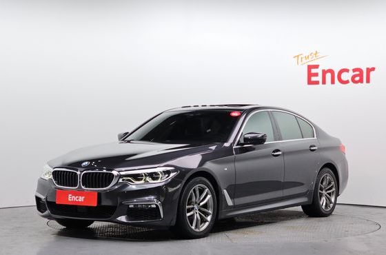 BMW 5-Series 520d xDrive M Sport Package Plus — пробег 88 488 км — фото 1 из 5