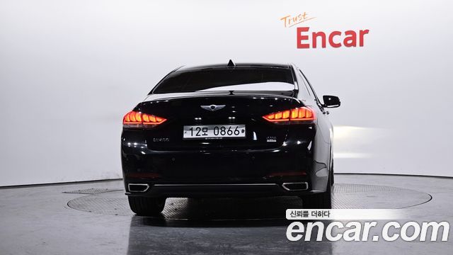 Hyundai Genesis из Кореи Encar
