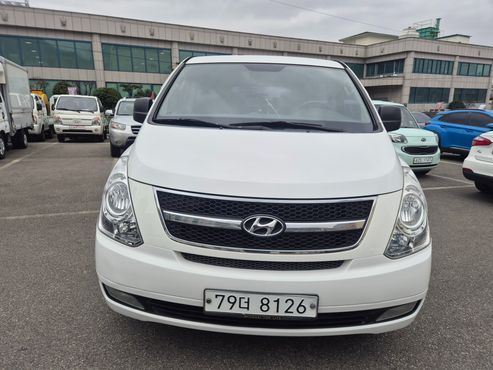 Hyundai Starex 12-Seater Wagon CVX Premium — пробег 110 834 км — фото 2 из 5