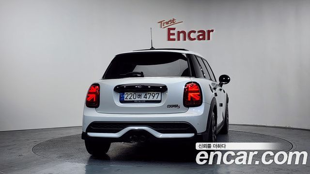 Mini Cooper из Кореи Encar