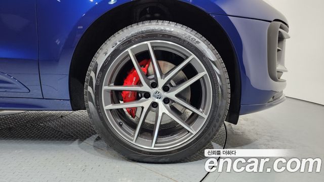 Porsche Macan из Кореи Encar