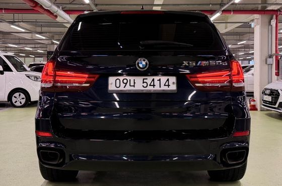 BMW X5 xDrive M50d — пробег 142 348 км — фото 5 из 5