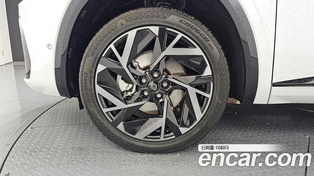 Renault (Samsung) Grand Koleos 1.5 E-TECH Esprit Alphine 2WD — пробег 24 457 км — фото 5 из 5