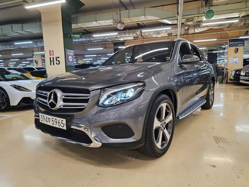 Mercedes-Benz GLC-Class GLC300 4MATIC — пробег 33 500 км — фото 1 из 5