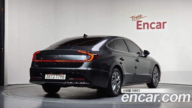 Hyundai Sonata 2.0 Premium Plus — пробег 100 420 км — фото 2 из 5