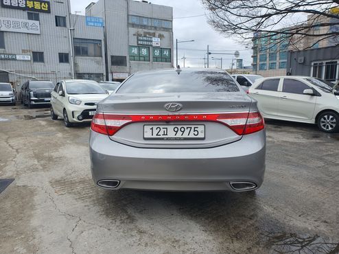 Hyundai Grandeur HG300 Noble — пробег 16 169 км — фото 5 из 5