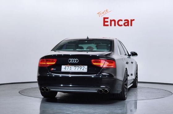 Audi S8 4.0 TFSI quattro D4 — пробег 138 915 км — фото 4 из 5
