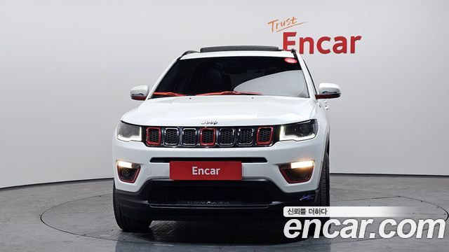Jeep Compass 2.4 Longitude AWD — пробег 94 621 км — фото 3 из 5