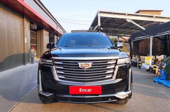 Cadillac Escalade 6.2 ESV ESV Premium Luxury Platinum — пробег 62 878 км — фото 3 из 5