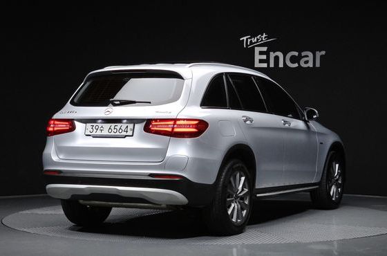 Mercedes-Benz GLC-Class GLC350e 4MATIC Premium — пробег 38 847 км — фото 2 из 5