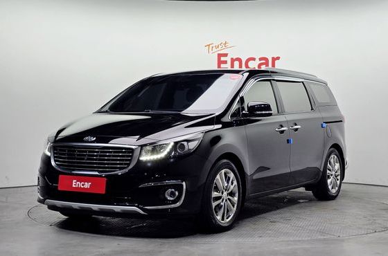 Kia Carnival 9-seater Noblesse — пробег 175 364 км — фото 1 из 5
