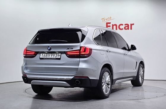 BMW X5 xDrive 30d — пробег 69 436 км — фото 2 из 5