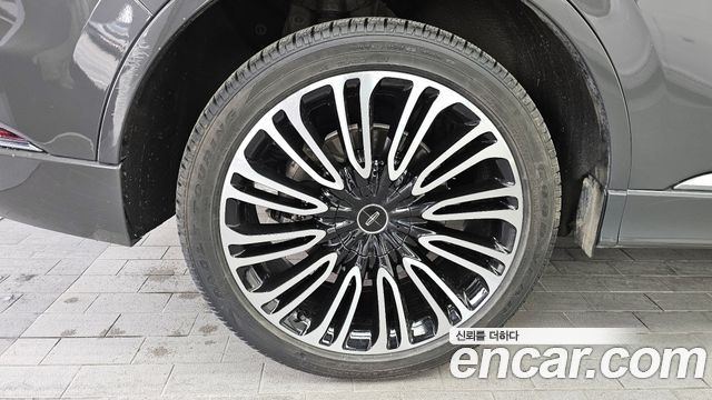 Lincoln Aviator 3.0 Black Label AWD — пробег 68 356 км — фото 5 из 5
