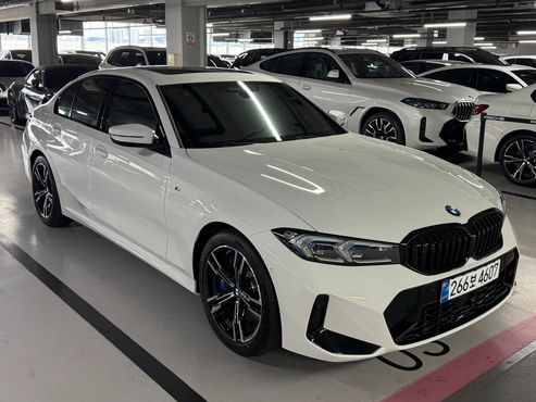BMW 3-Series 320i M Sport — пробег 752 км — фото 4 из 5